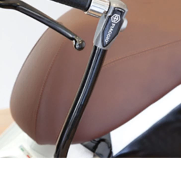 Piaggio Zadel-Stuur Anti-Diefstal Beverly 350 (12-) Piaggio Zadel-Stuur Anti-Diefstal Beverly 350 (12-) -Ktm-Verkoopwinkel 605537M014 d190